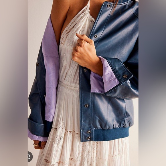 Free People Jackets & Blazers - FREE PEOPLE VEGAN LEATHER JACKET💙💙